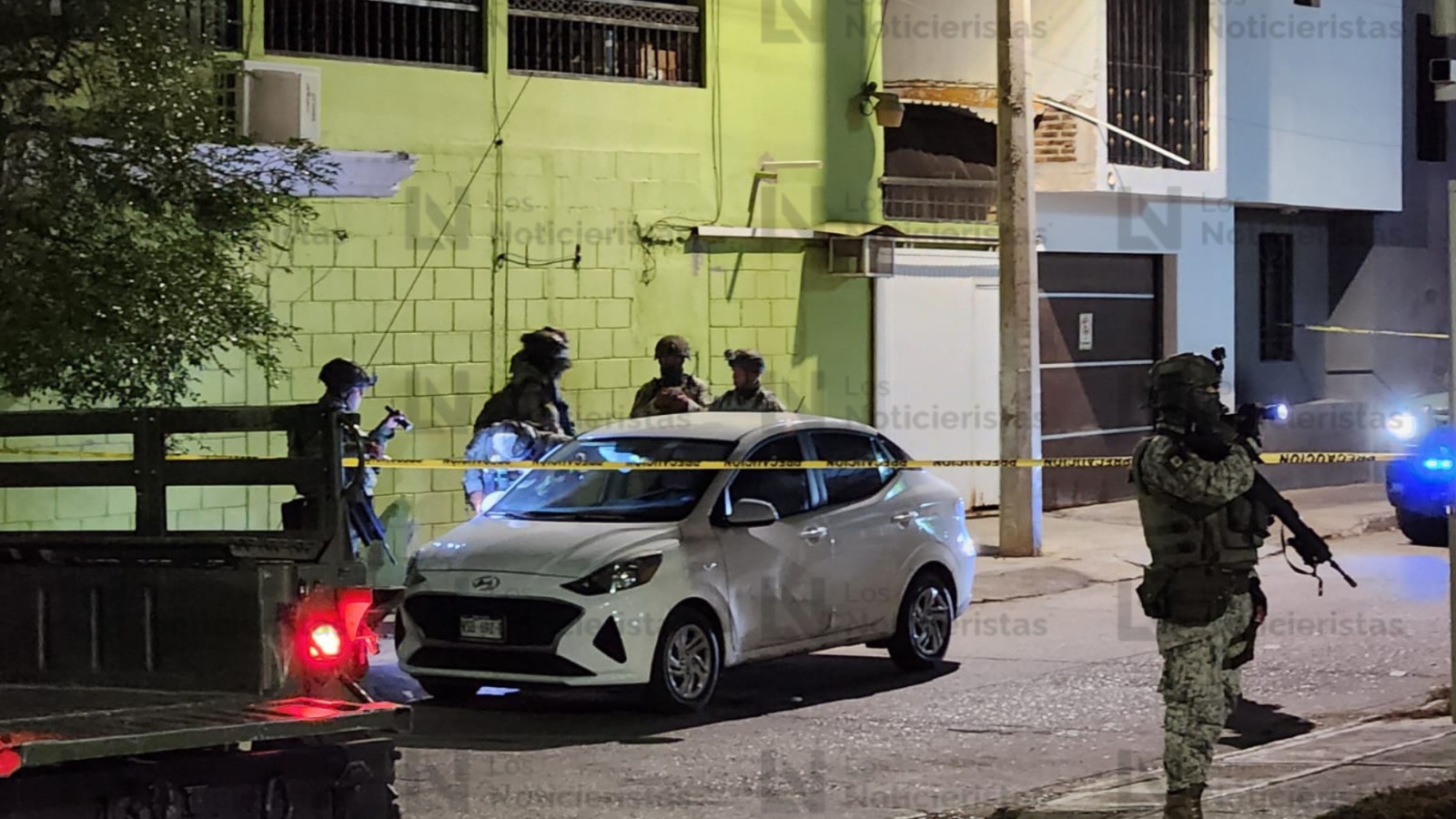 Dos jóvenes fueron asesinados en un vehículo en Infonavit Solidaridad, en Culiacán
