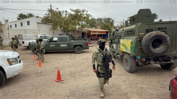 Atacan a balazos a papá e hijo en el Piggy Back del Campo El Diez de Culiacán, Sinaloa; muere el padre