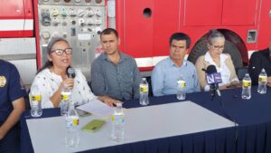Entregan beneficio económico al Cuerpo de Bomberos de Mocorito
