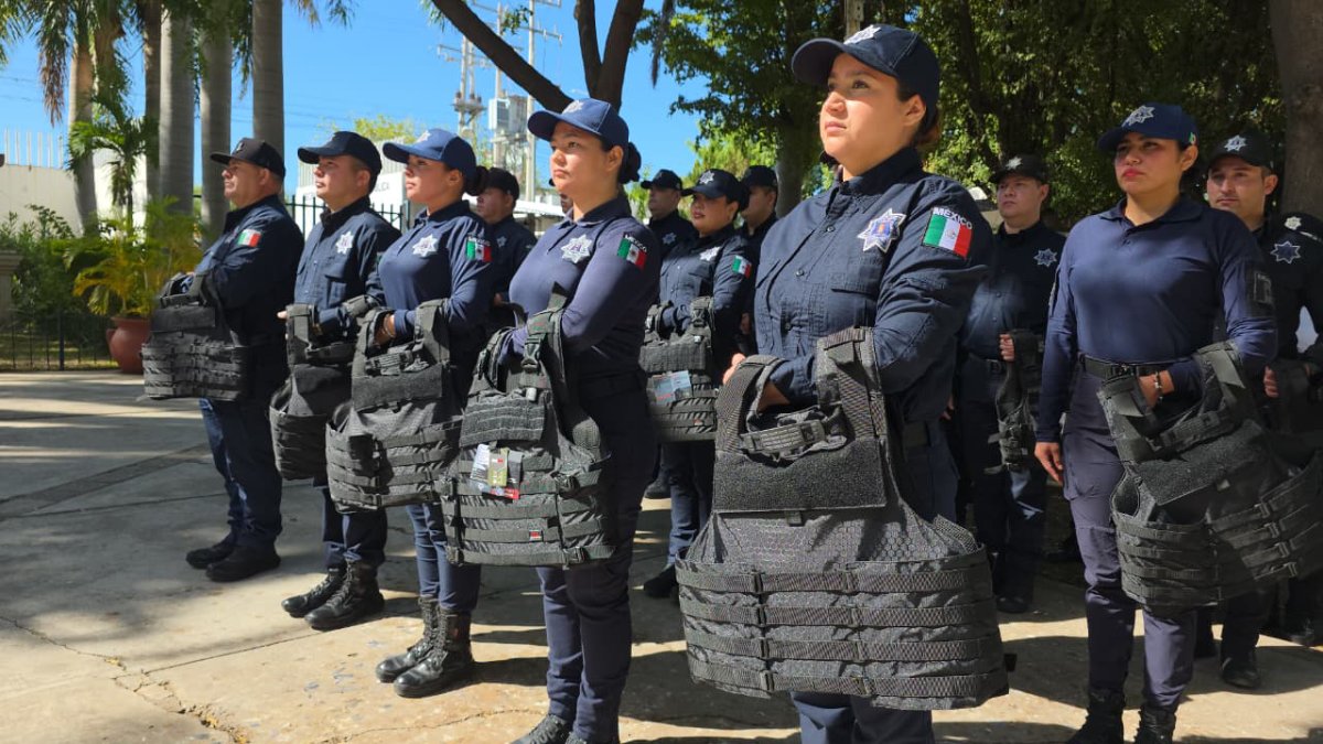 entregan chalecos balisticos a 380 policias y transitos de culiacan seguridad