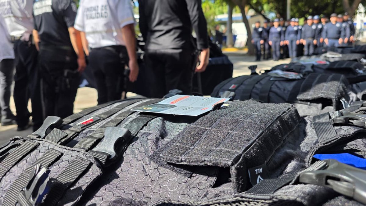 entregan chalecos balisticos a 380 policias y transitos de culiacan sin