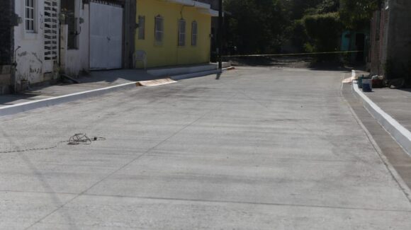 Más calles dignas para la ‘Pancho Villa’ en Mazatlán, Sinaloa: Estrella Palacios entrega pavimentación integral