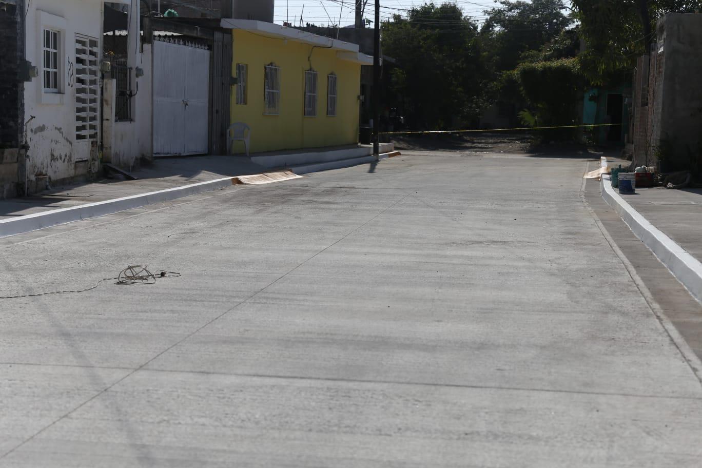 Entregan calles pavimentadas en colonia Francisco Villa, en Mazatlán