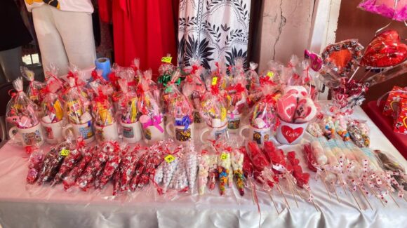 ¿Ya sabes qué darle a tu San Valentín? Esto acostumbran a regalar en Guasave, Sinaloa