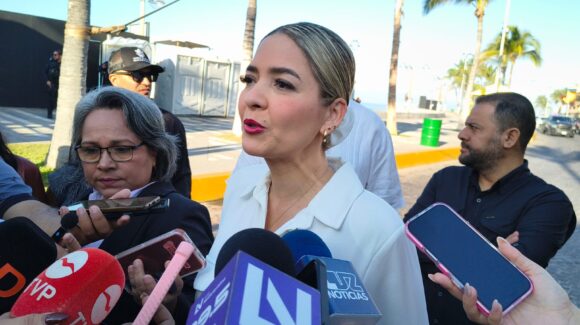 Lamenta alcaldesa doble homicidio en el Parque Lineal de Mazatlán; destaca respuesta de autoridades