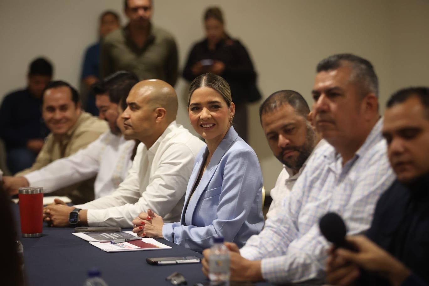 Estrella Palacios se reúne con la iniciativa privada de Mazatlán