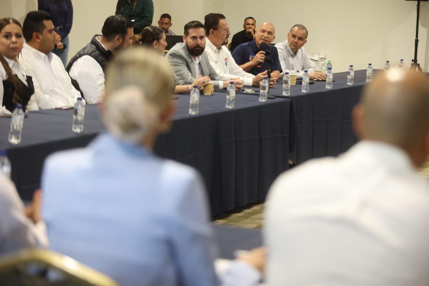 Estrella Palacios se reúne con la iniciativa privada de Mazatlán