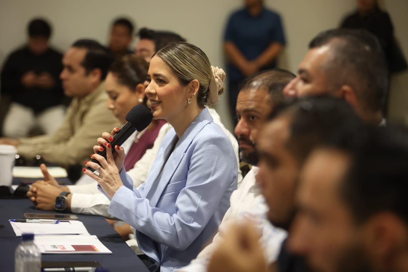 Estrella Palacios se reúne con la iniciativa privada de Mazatlán