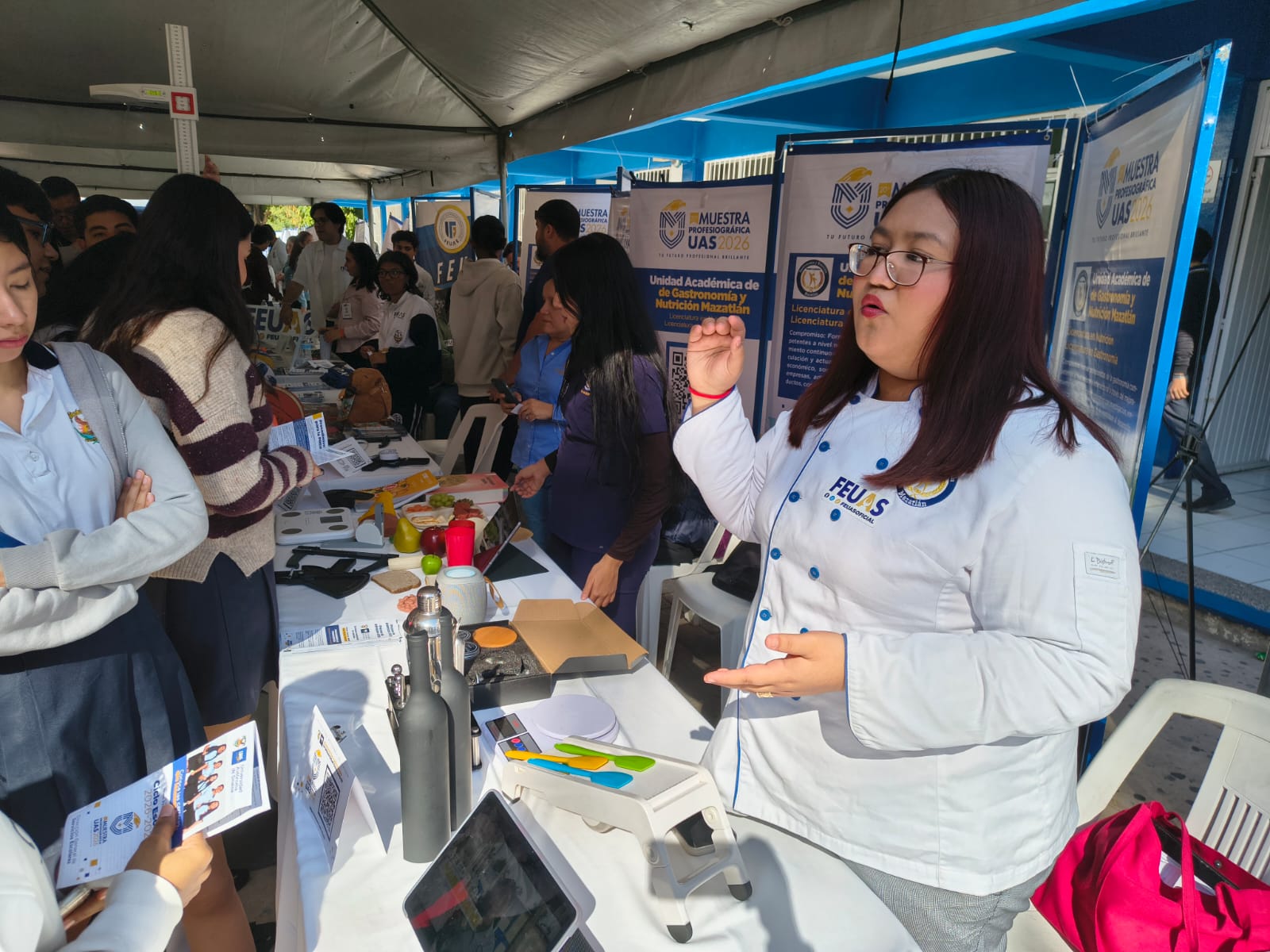 UAS acerca su oferta educativa a jóvenes del sur de Sinaloa