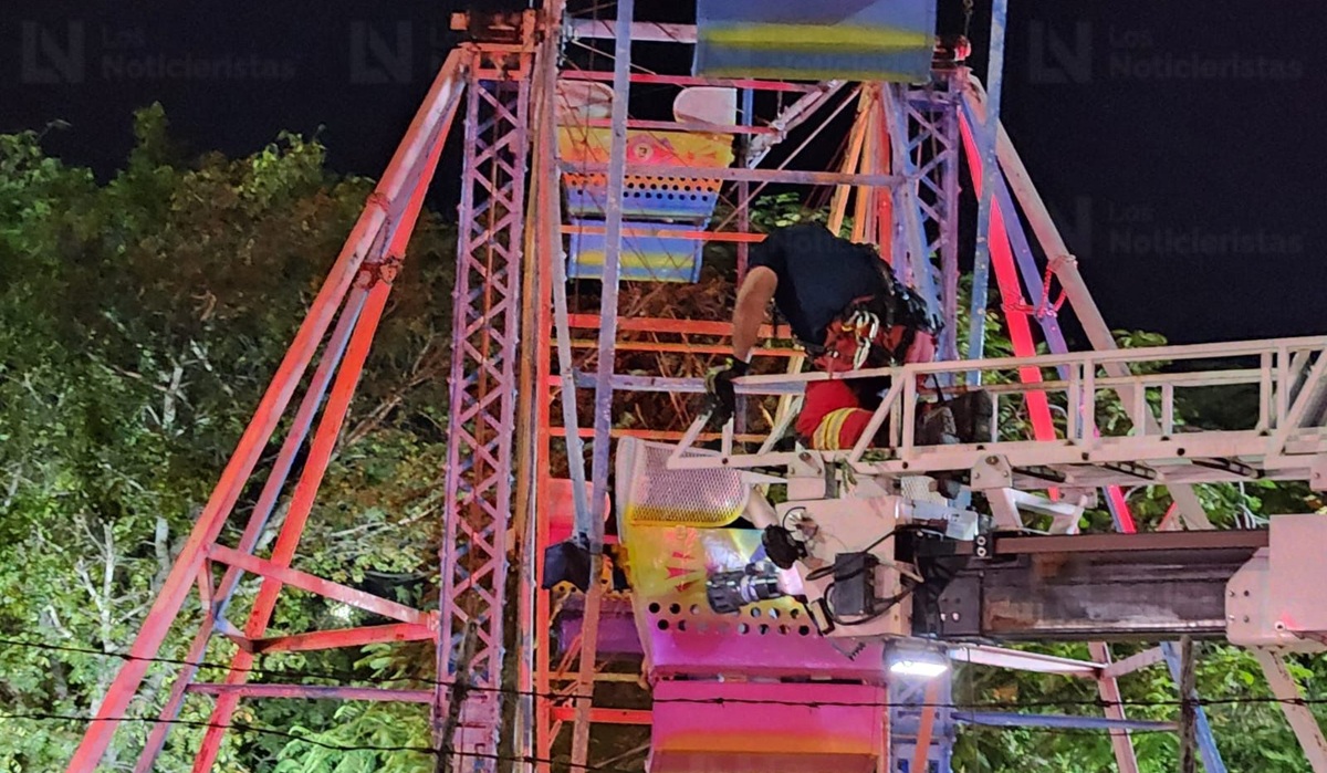 Falla rueda de la fortuna del Parque 87, en Culiacán