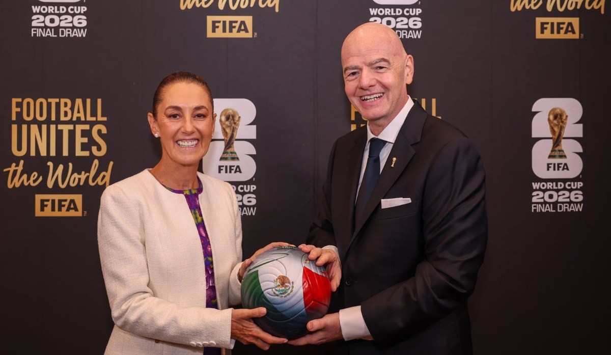 Firme la Copa Mundial de la FIFA en México