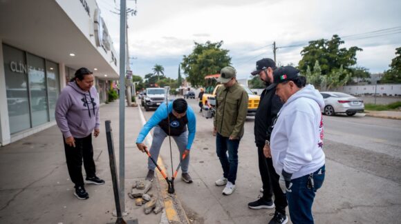 ¡Funcionarios barren por un Guasave, Sinaloa más limpio! Arranca Ayuntamiento jornadas de limpieza en el Centro