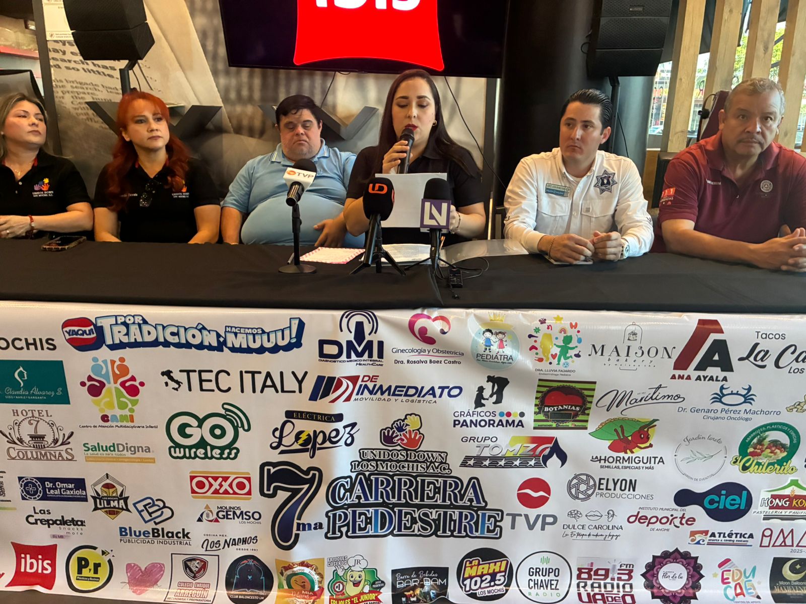 fundación Unidos Down Los Mochis A.C. carrera medias diferentes
