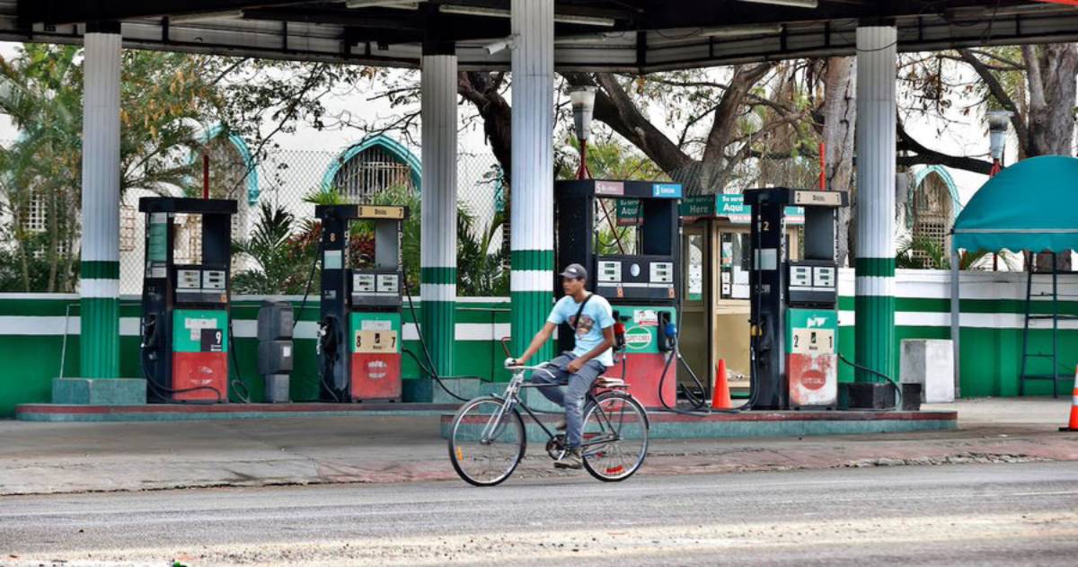 Trump autoriza licencias para venta de petróleo venezolano a Cuba, pero solo al sector privado