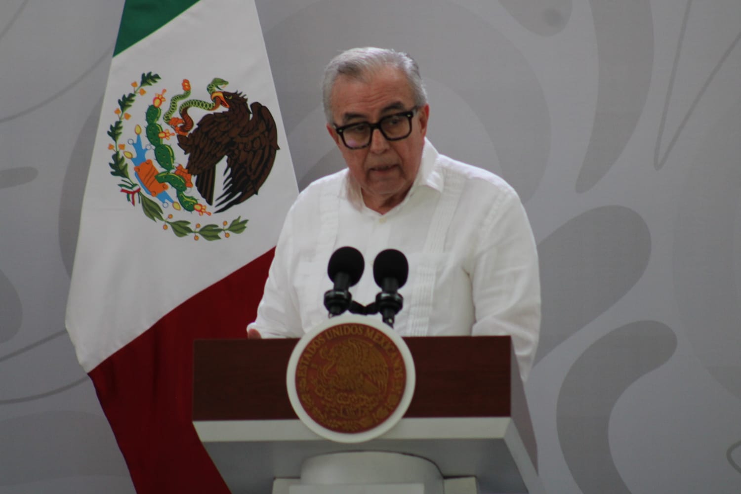 Rocha Moya en la mañanera en Mazatlán