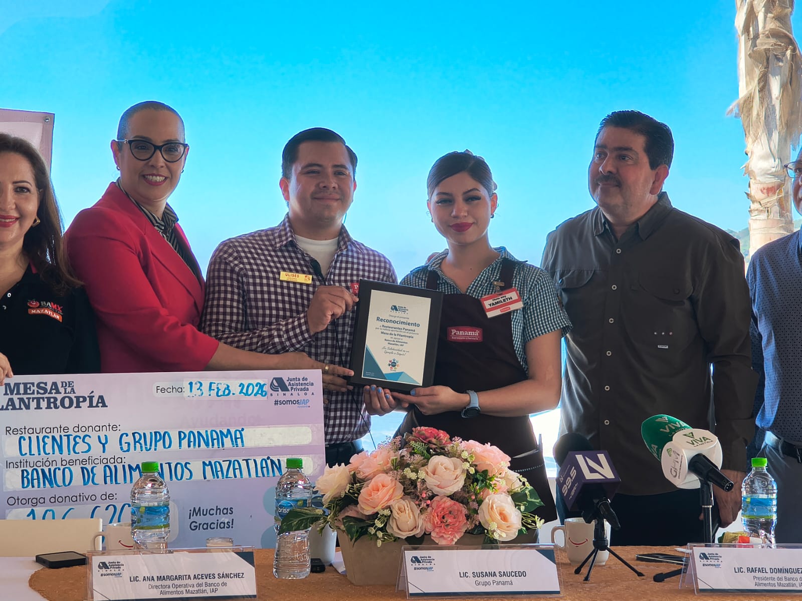 Grupo Panamá entrega dinero al Banco de Alimentos de Mazatlán