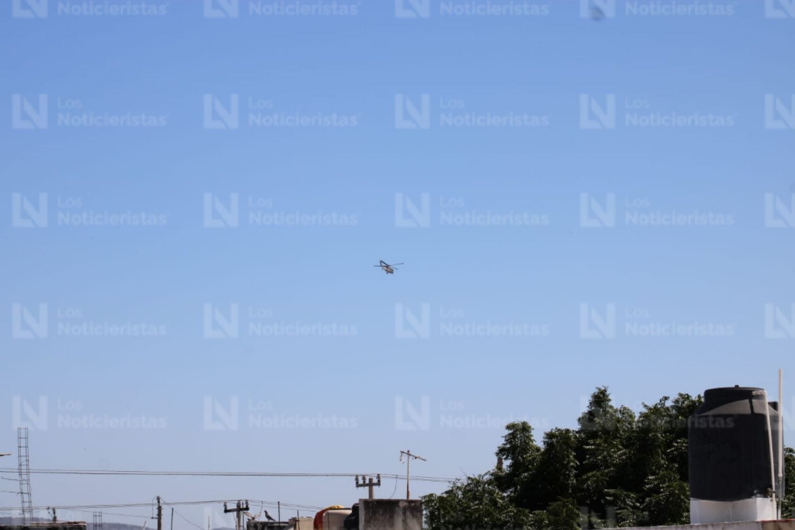 Helicóptero de la GN realiza sobrevuelos de vigilancia en Mazatlán