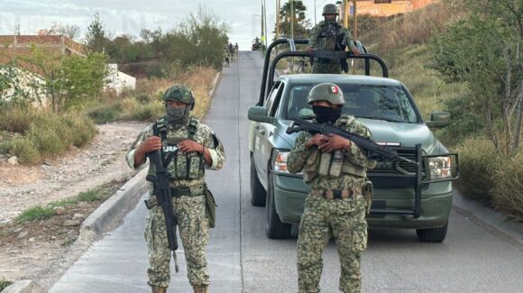 ¡Traía cargando una mochila! Ejecutan a balazos a un hombre en el fraccionamiento San Isidro de Culiacán