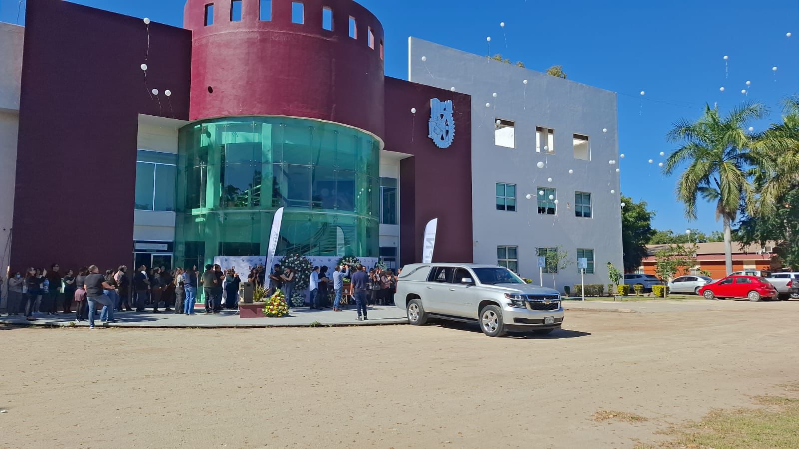 Homenaje de cuerpo presente del investigador Píndaro Álvarez Ruiz en el Ciidir Sinaloa, en Guasave