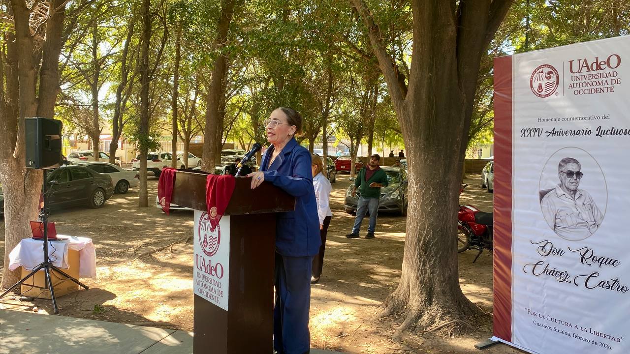 Homenaje a Don Roque Chevez Castro en la biblioteca de la UAdeO en Guasave