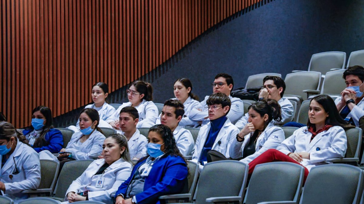 hospital angeles de culiacan sinaloa realiza un trasplante de higado donado estudiante