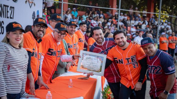Inauguran la Liga de Beisbol Magisterial SNTE 27 y anuncian rehabilitación de su unidad deportiva en Culiacán, Sinaloa
