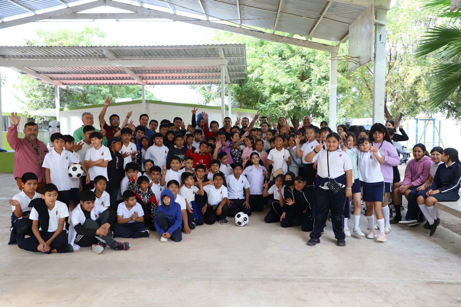 ISDE promueve el deporte en escuela de Villa Juárez, Navolato