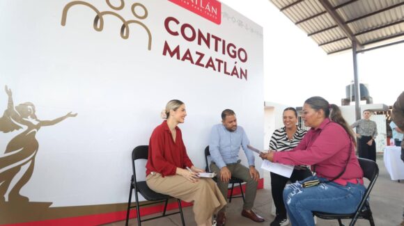 Llevan a Barrón la jornada “Contigo Mazatlán” para acercar programas y servicios municipales