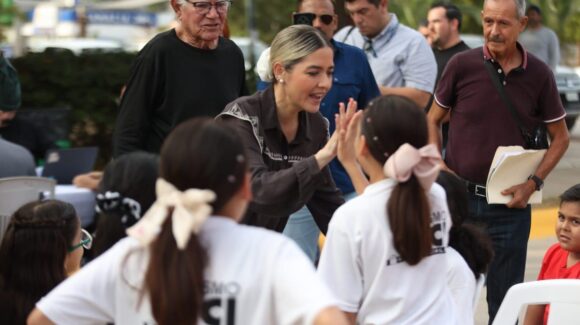 Se lleva Gobierno Municipal 80 solicitudes al realizar la jornada “Contigo Mazatlán” en Santa Teresa