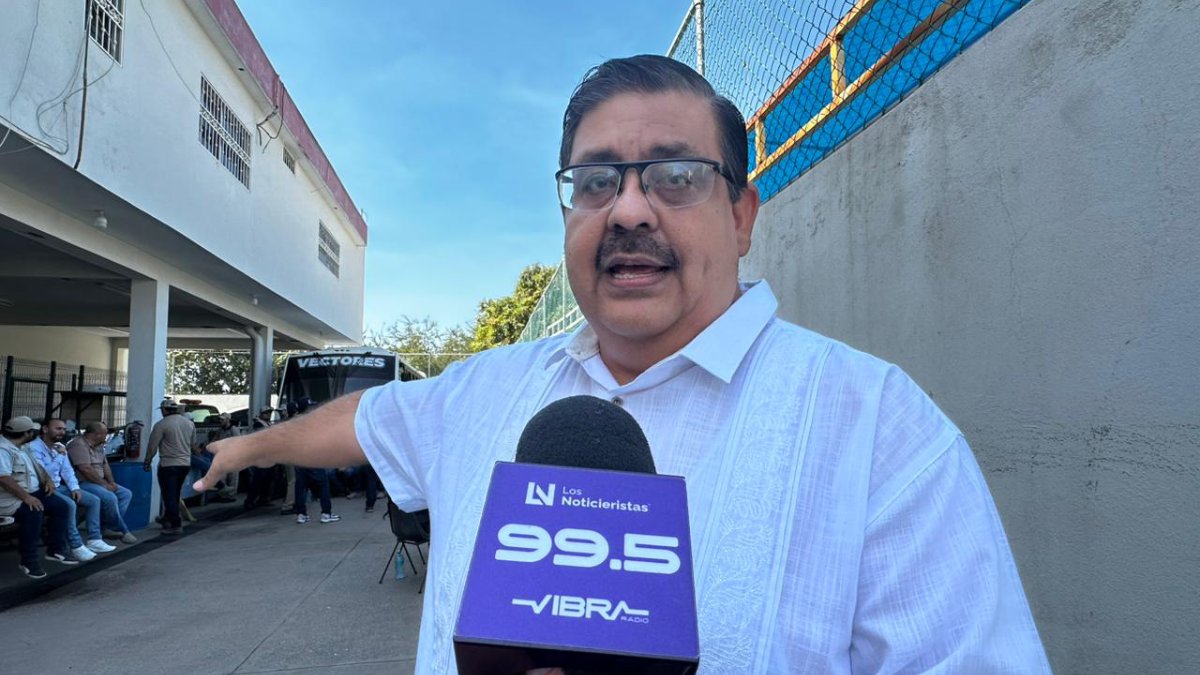 jose luis chavez chinchilla secretario general de la sección 80 del sindicato de salud