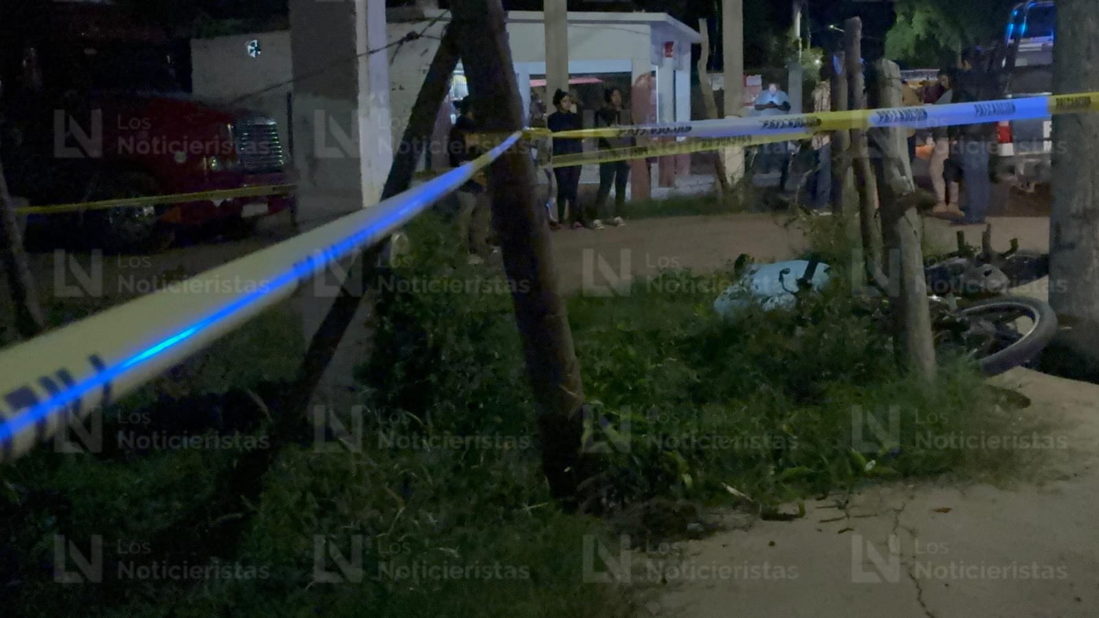 Joven motociclista fallece en la comunidad de Cachoana, en Ahome