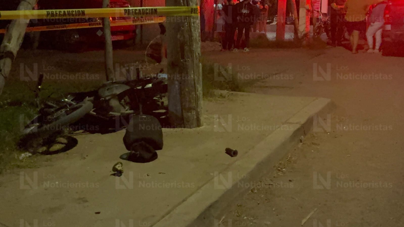 Joven motociclista fallece en la comunidad de Cachoana, en Ahome