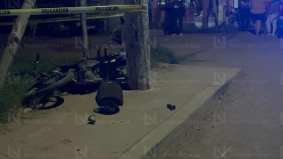 Joven motociclista pierde la vida tras sufrir accidente en la comunidad de Cachoana, Ahome, Sinaloa