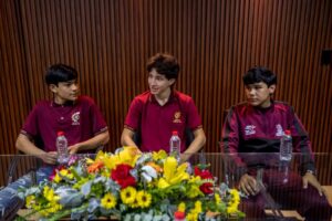 Jóvenes premiados con medalla en el campeonato Nacional de Pista