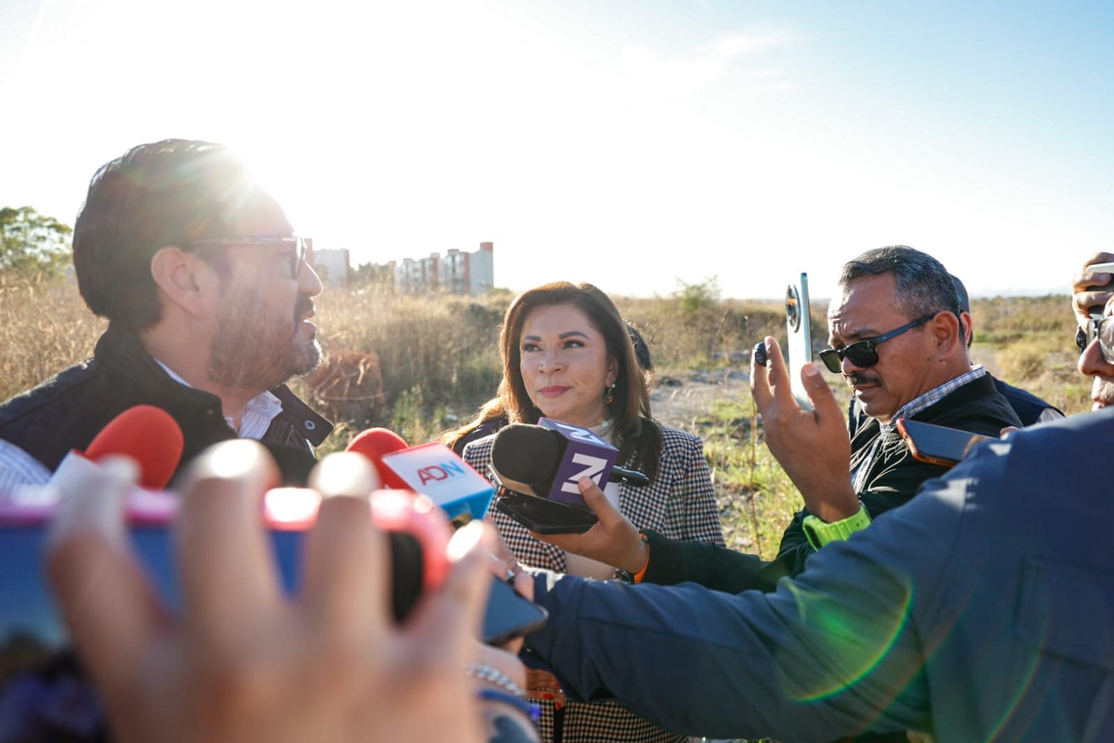 Supervisan terreno donde se construirá CBTis en el sector San Isidro en Culiacán