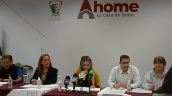 Invitan a instituciones escolares en Ahome a participar en el desfile del 24 de febrero Día de la Bandera