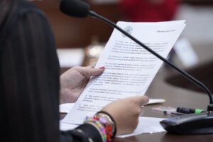 Primera lectura a dos iniciativas en el Congreso