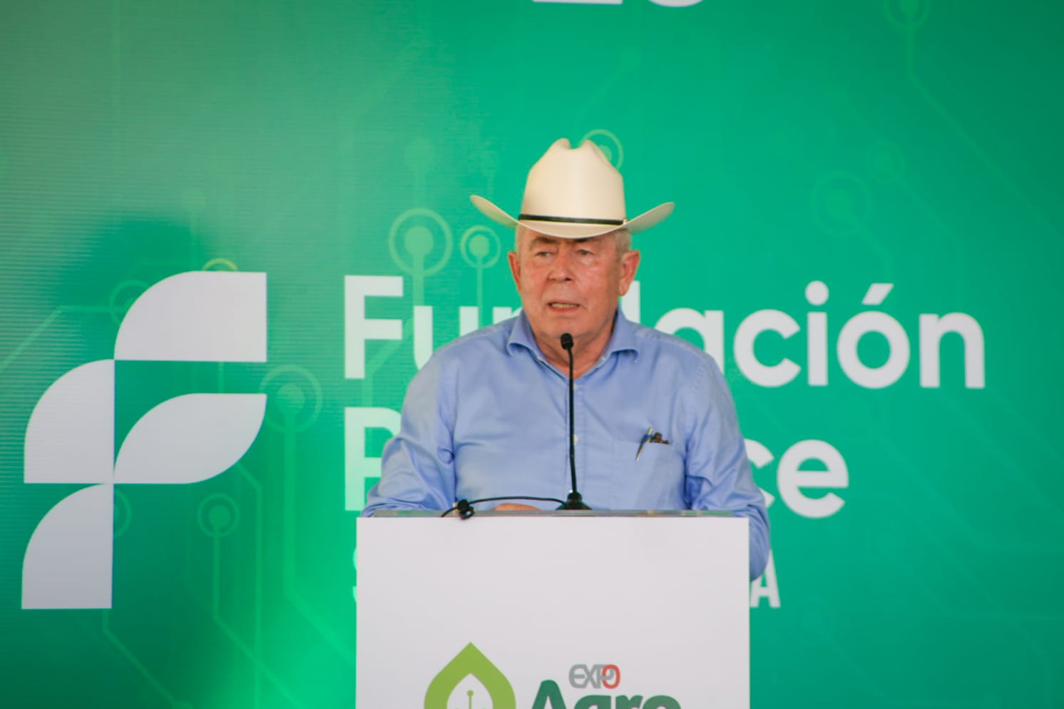 Leonel Cota Montaño, subsecretario de Agricultura y Ganadería en México