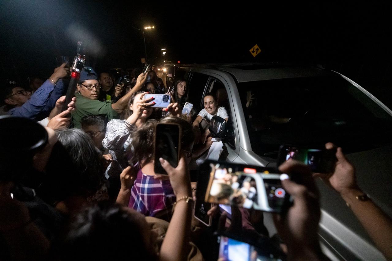 Claudia Sheinbaum llega a Mazatlán por gira de trabajo