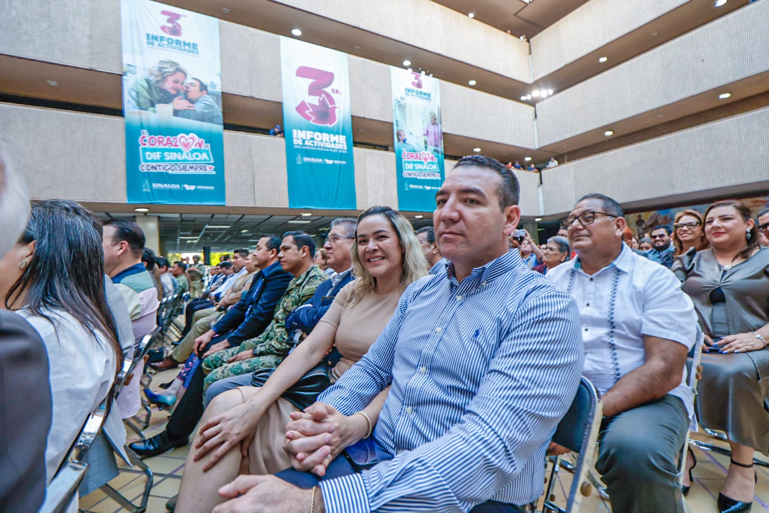 Tercer informe de actividades de DIF Sinaloa