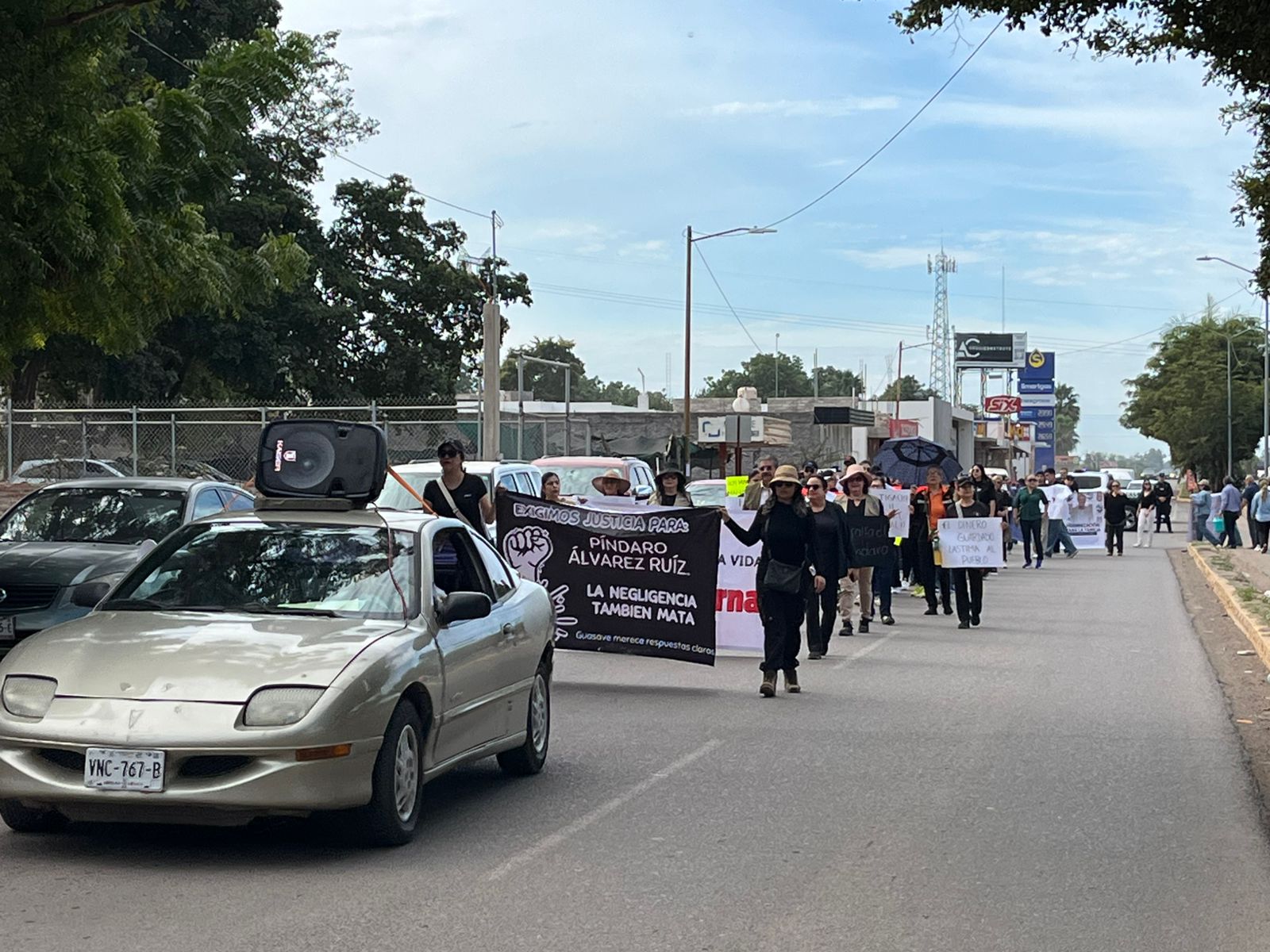 Marchan en Guasave pidiendo justicia para Píndaro