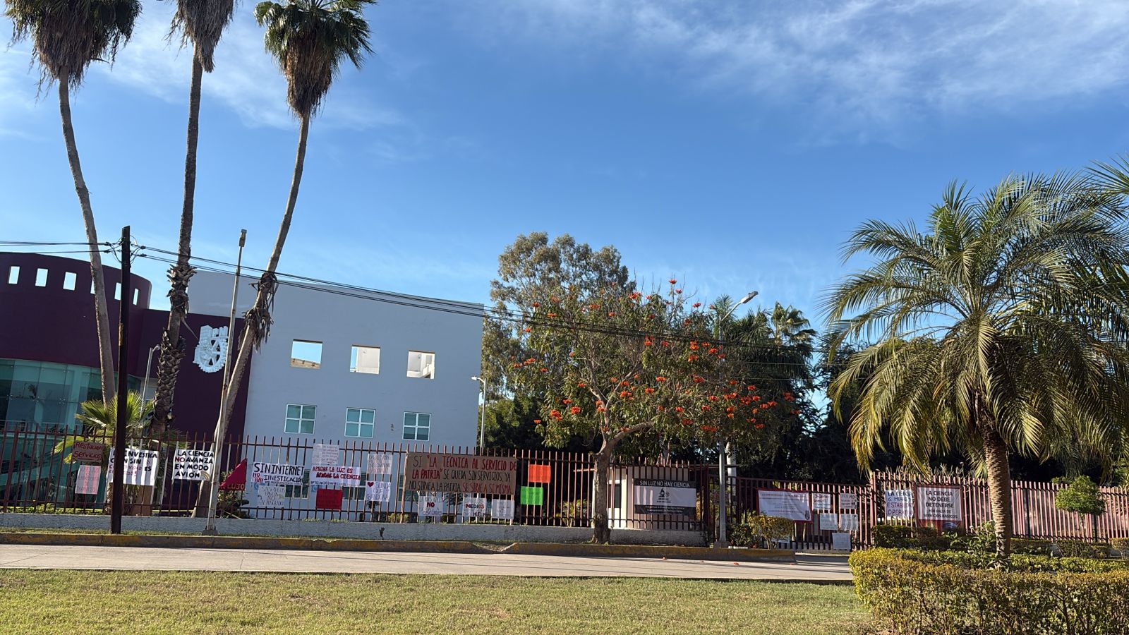 Estudiantes mantienen segundo día de paro en el CIIDIR-IPN, Guasave