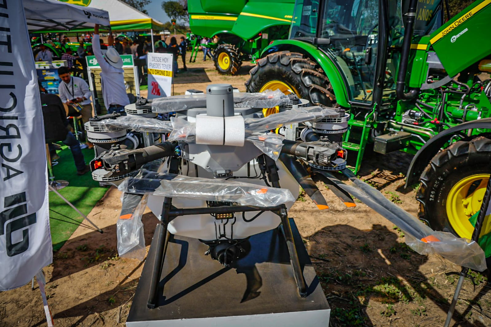 Maquinaria agrícola en la Expo Agro Sinaloa 2026