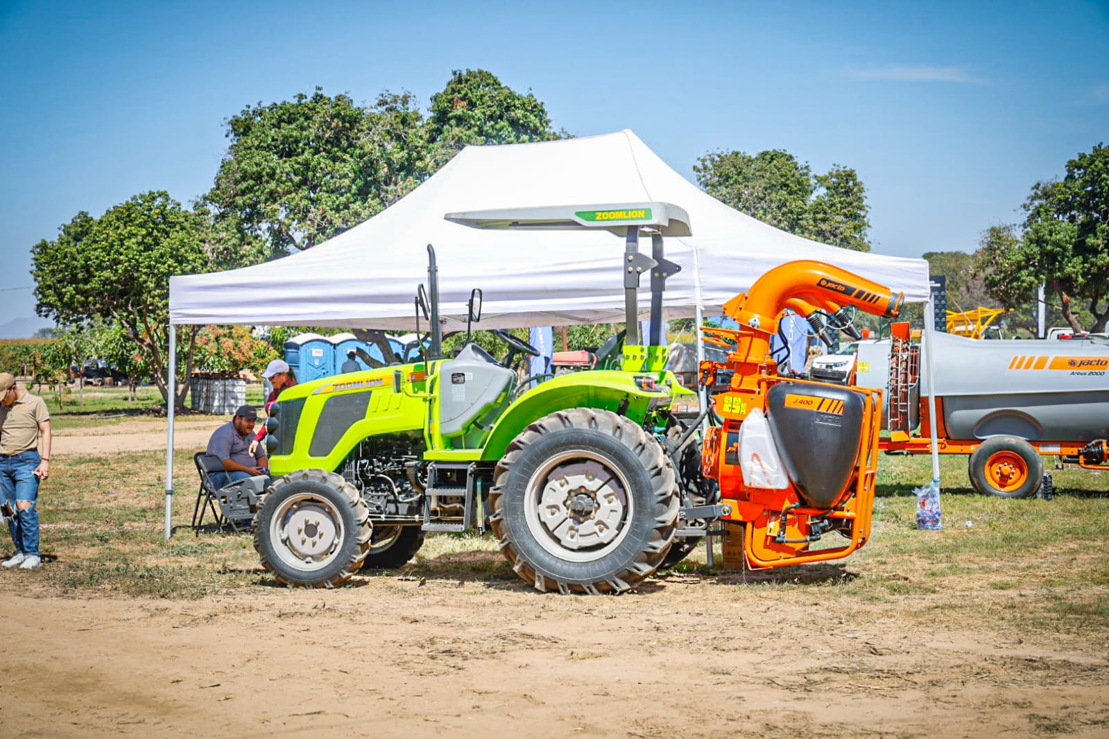 Maquinaria agrícola en la Expo Agro Sinaloa 2026