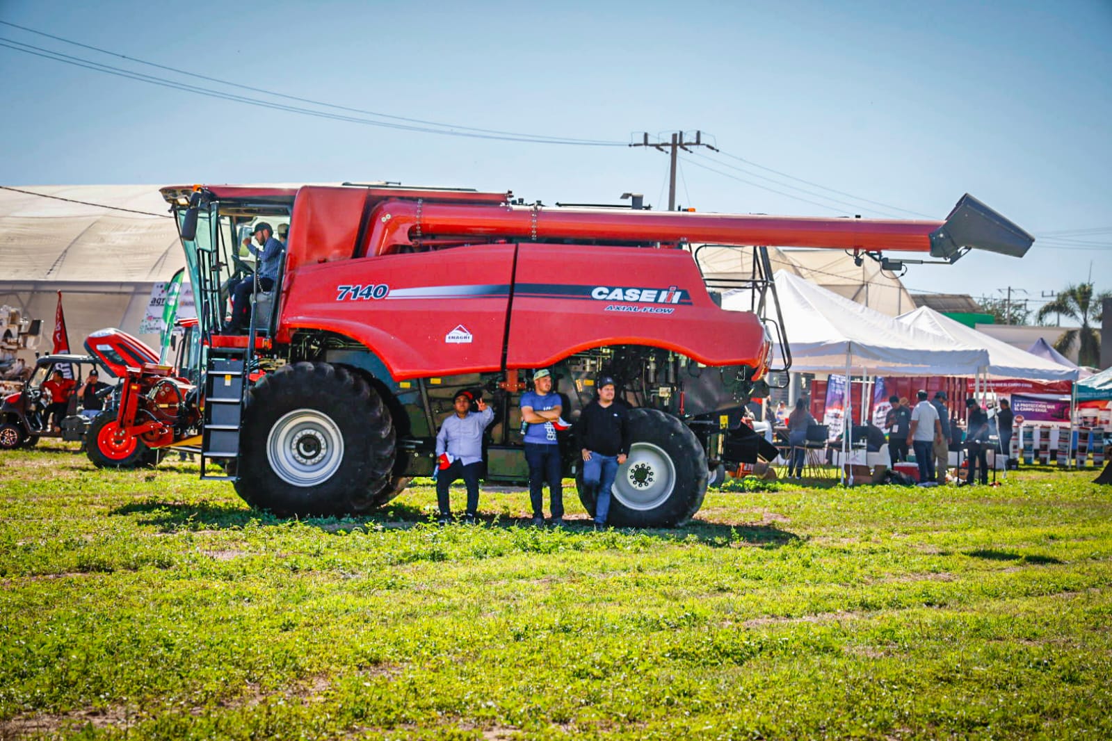 Maquinaria agrícola en la Expo Agro Sinaloa 2026
