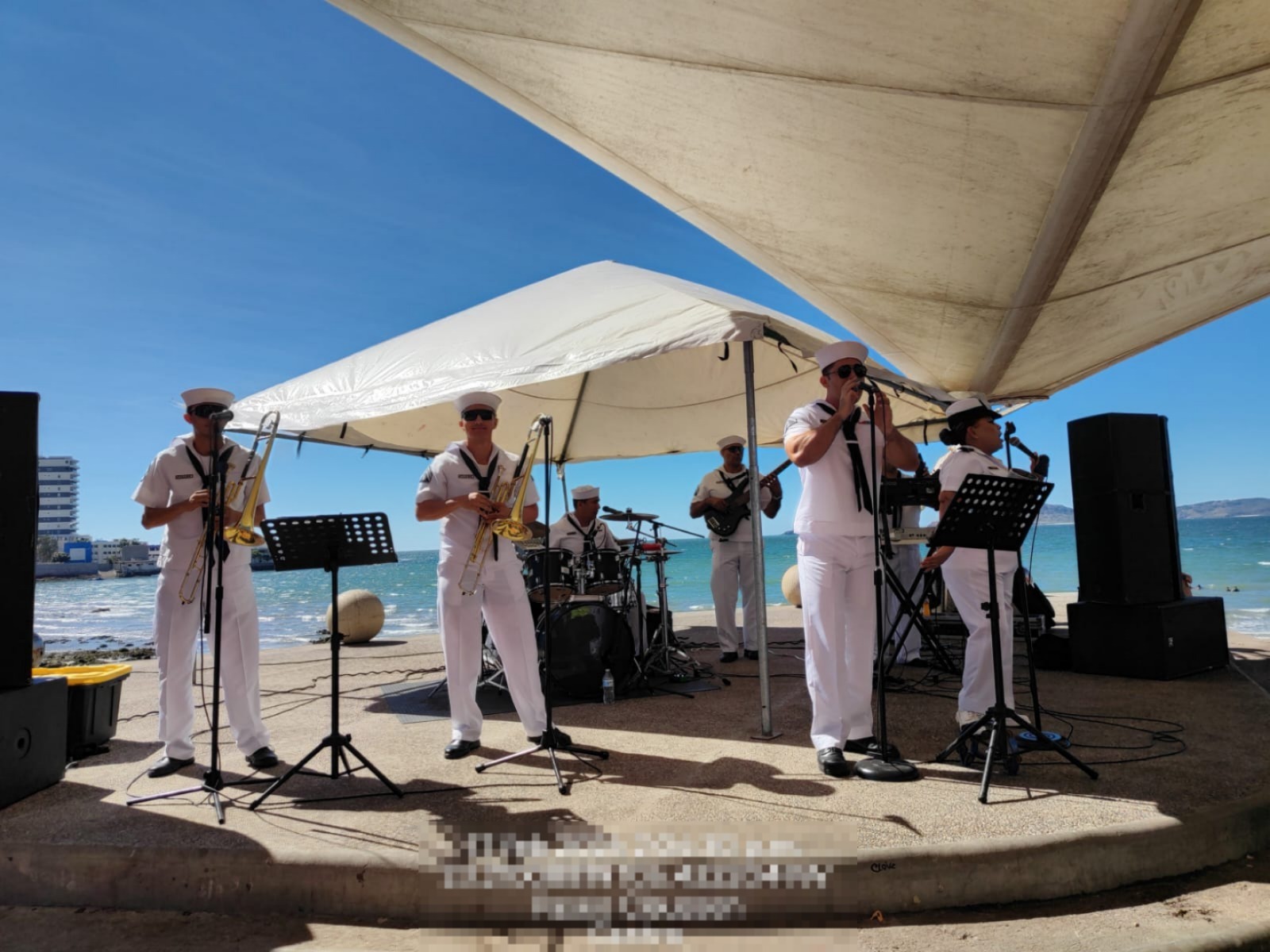El Grupo Musical ‘La Flotilla del Ritmo’, integrado por personal de la Marina Armada de México