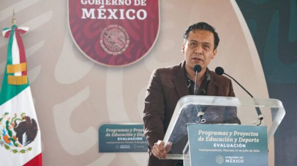 SEP explica cese de Marx Arriaga: se negó a modificar libros de la Nueva Escuela Mexicana
