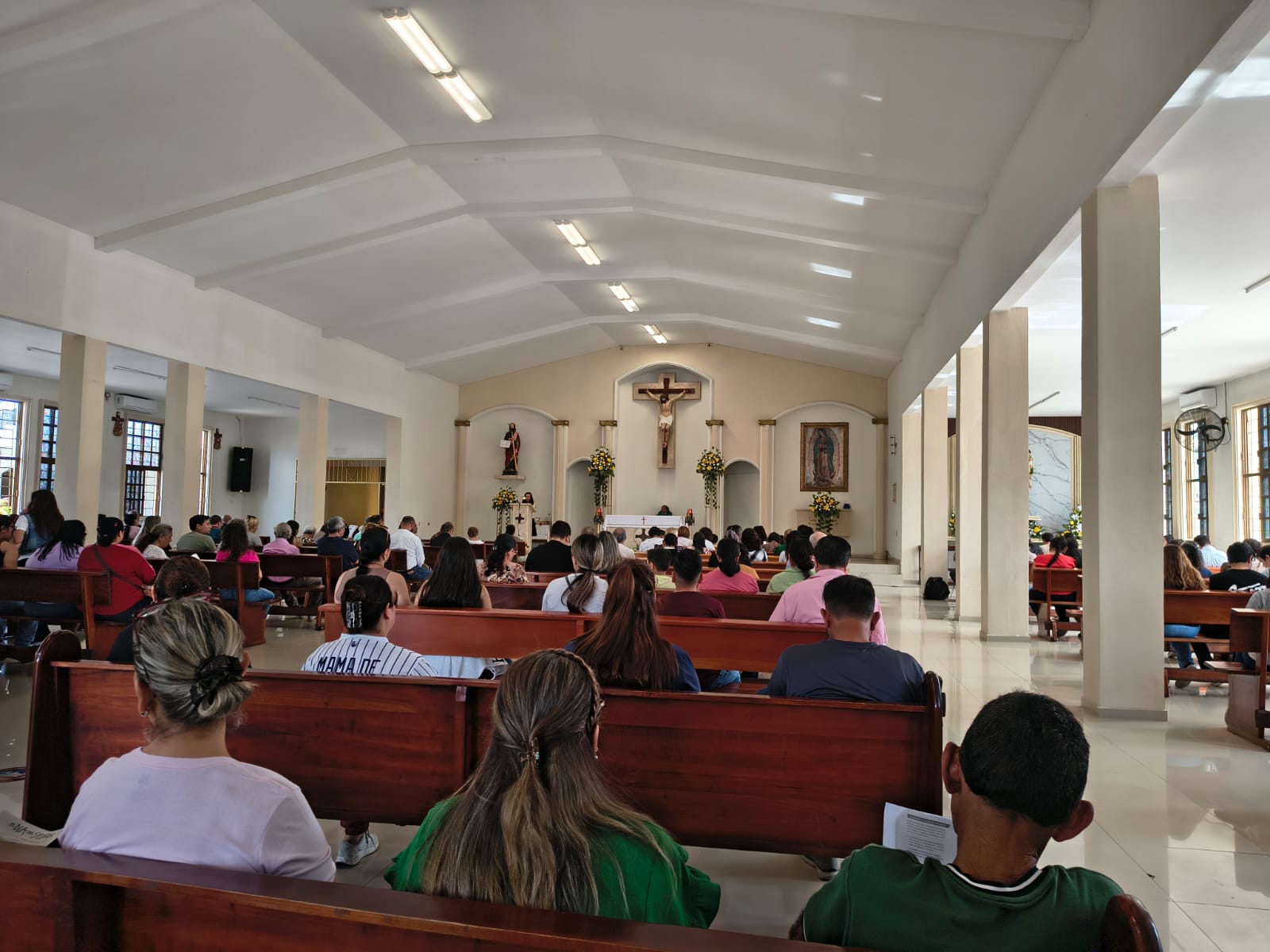 Misa por Sergio Torres y Ely Montoya en Mazatlán, Sin.