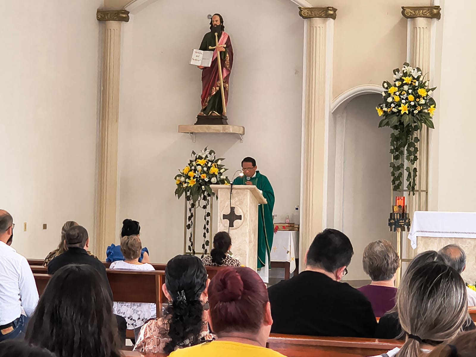 Misa por Sergio Torres y Ely Montoya en Mazatlán, Sin.