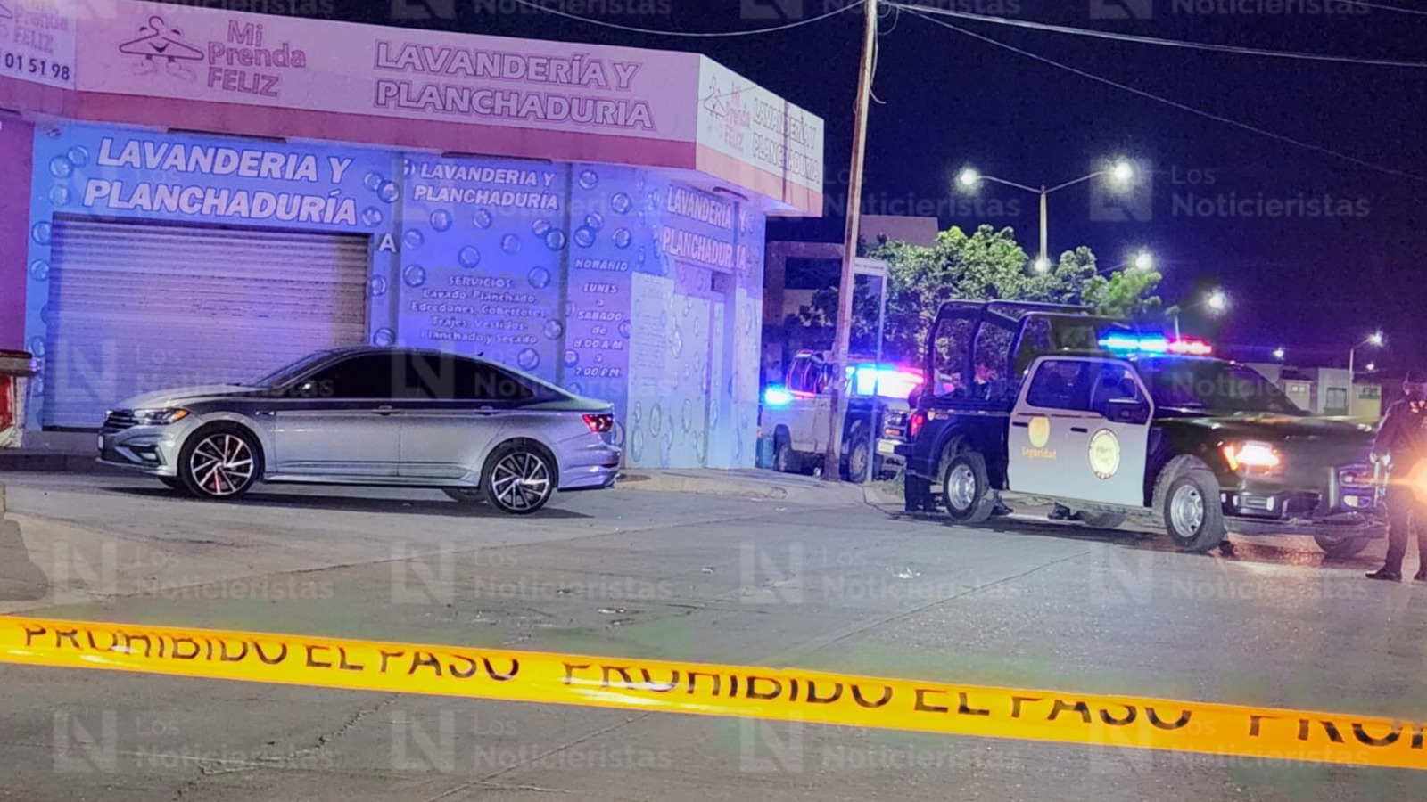 Mujer es ejecutada a bordo de su vehículo en Rincón Real, Culiacán, Sin.